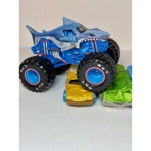 Custom Monster Jam Megalodon BKT Tires 1:64 Monster Truck